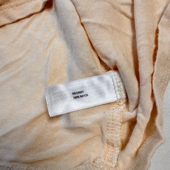 Gap Peach V-Neck Short Sleeve T-Shirt 100% Rayon Womens Size S - Picture 5 of 9